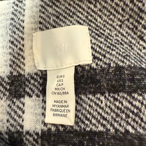 H&M Flannel Button Up Jacket Mens Size S Long Sleeve Front Pocket Black White - Picture 3 of 8